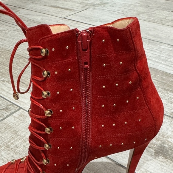 Elegant Red Studded Heeled Boots - Picture 6 of 7